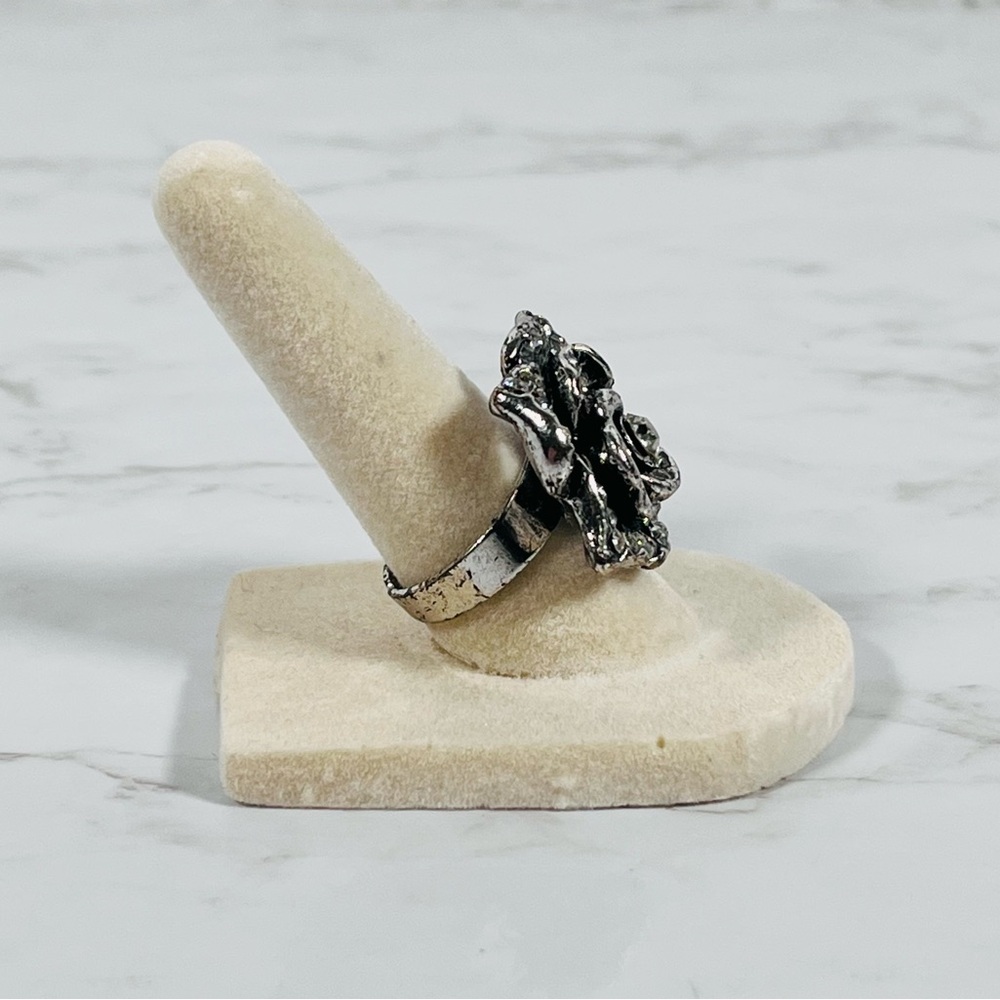 Rhinestone Rose Adjustable Ring - Picture 3 of 10